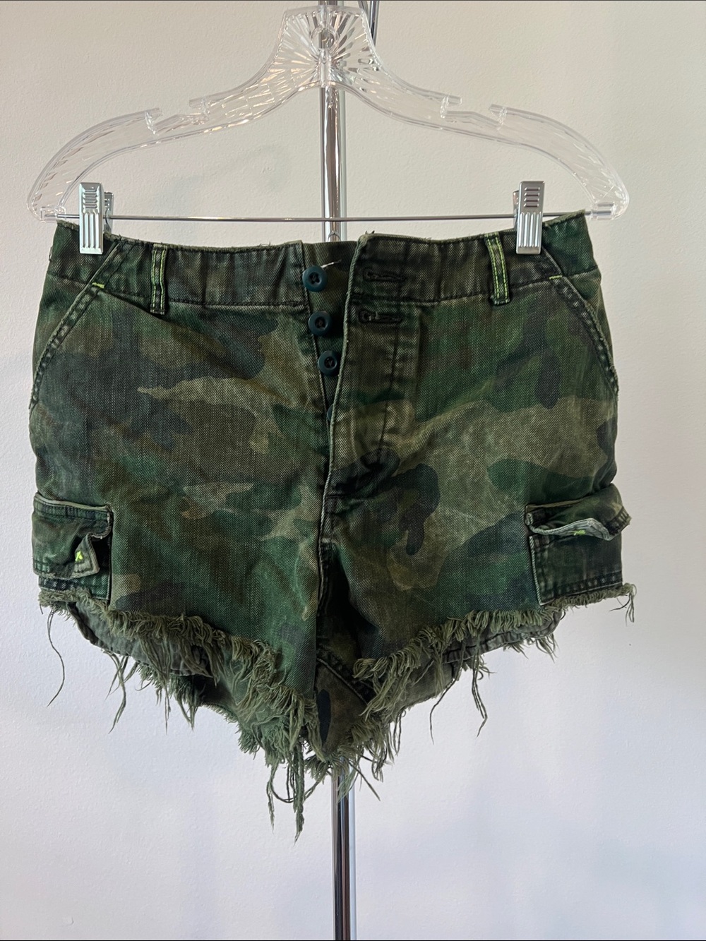 We The Free Green Camo Cargo Frayed High-Waist Shorts